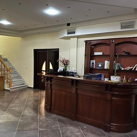 Hotel Verzaci Rinas المظهر الخارجي الصورة