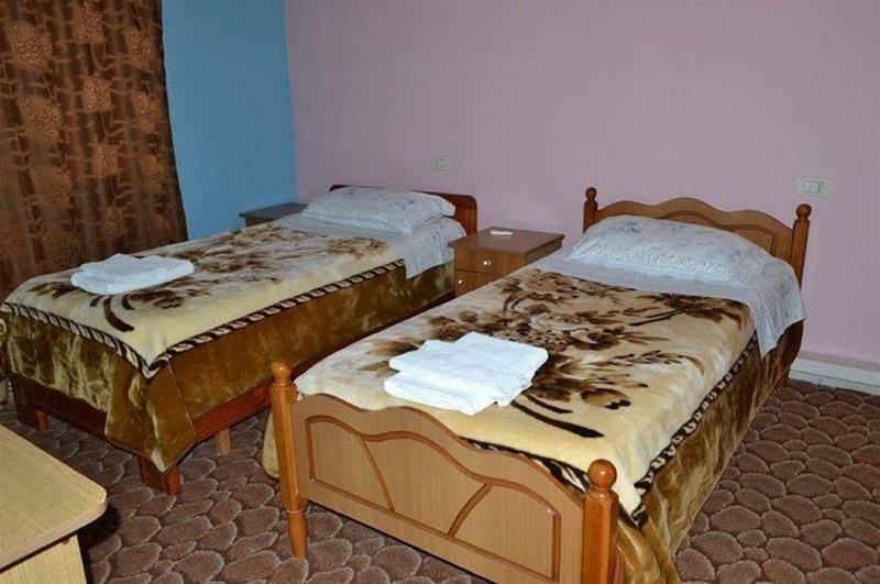 Hotel Verzaci Rinas المظهر الخارجي الصورة