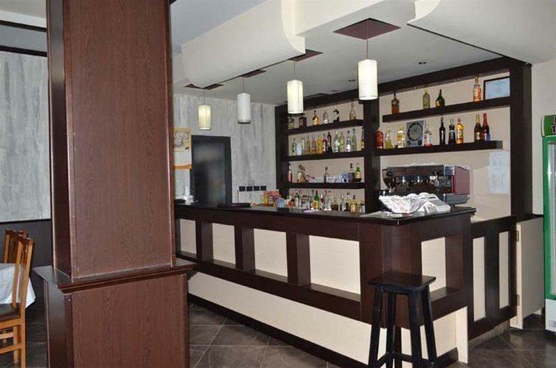 Hotel Verzaci Rinas المظهر الخارجي الصورة
